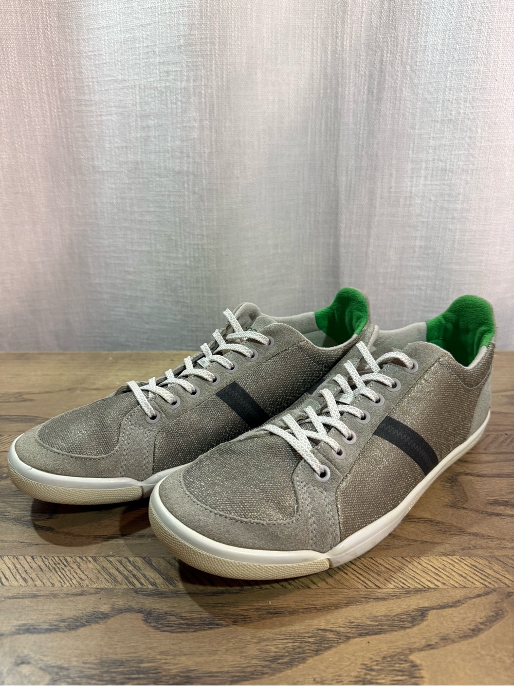 PLAE Gray Canvas Sneakers with Green Inner Lining and Black Stripe Unisex